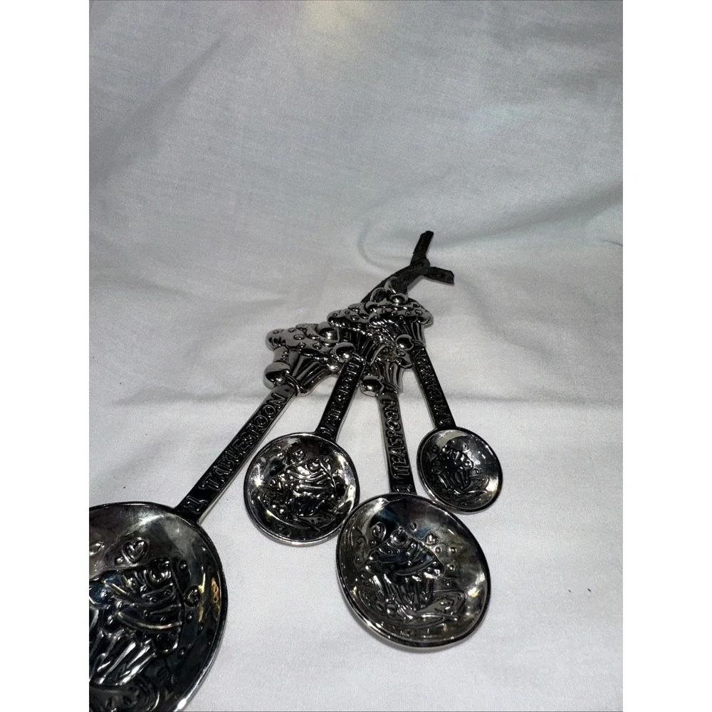 GANZ Cupcake 4 pc Measuring Spoon Set ~ Stainless Steel Unused (MM)‎